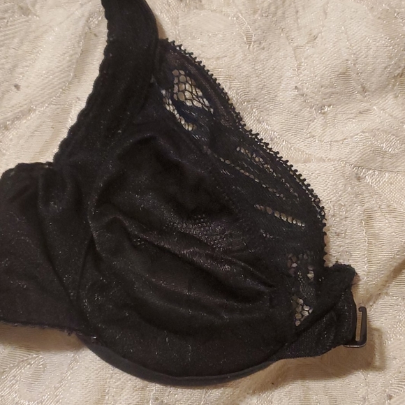 Black Lace sheer bra - Picture 5 of 5